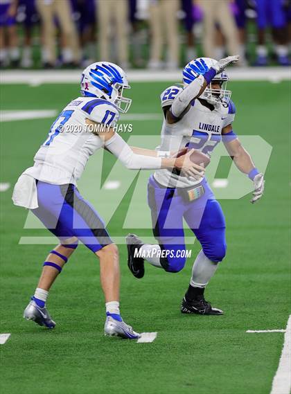 Thumbnail 2 in Argyle vs. Lindale (UIL Class 4A Division 1 State Final) photogallery.
