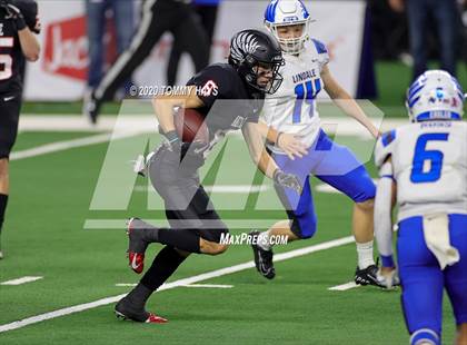 Thumbnail 2 in Argyle vs. Lindale (UIL Class 4A Division 1 State Final) photogallery.