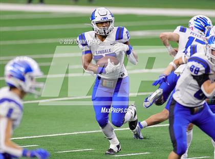 Thumbnail 1 in Argyle vs. Lindale (UIL Class 4A Division 1 State Final) photogallery.