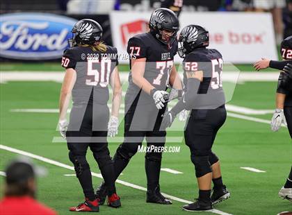 Thumbnail 1 in Argyle vs. Lindale (UIL Class 4A Division 1 State Final) photogallery.