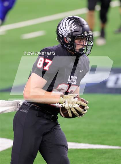 Thumbnail 2 in Argyle vs. Lindale (UIL Class 4A Division 1 State Final) photogallery.
