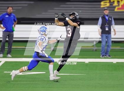 Thumbnail 2 in Argyle vs. Lindale (UIL Class 4A Division 1 State Final) photogallery.