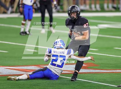 Thumbnail 1 in Argyle vs. Lindale (UIL Class 4A Division 1 State Final) photogallery.