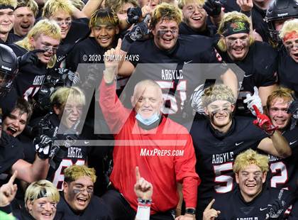 Thumbnail 2 in Argyle vs. Lindale (UIL Class 4A Division 1 State Final) photogallery.