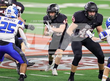 Thumbnail 1 in Argyle vs. Lindale (UIL Class 4A Division 1 State Final) photogallery.