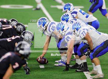 Thumbnail 2 in Argyle vs. Lindale (UIL Class 4A Division 1 State Final) photogallery.