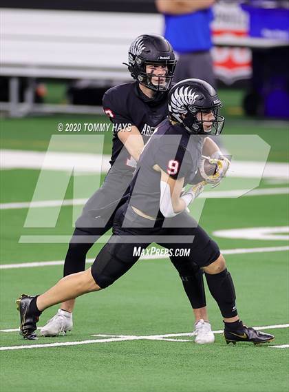 Thumbnail 3 in Argyle vs. Lindale (UIL Class 4A Division 1 State Final) photogallery.