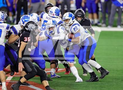 Thumbnail 1 in Argyle vs. Lindale (UIL Class 4A Division 1 State Final) photogallery.
