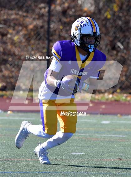 Thumbnail 1 in Ridgefield @ Westhill photogallery.