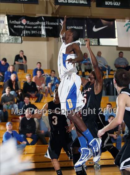 Thumbnail 1 in Dudley vs Sagemont (City of Palms Classic) photogallery.