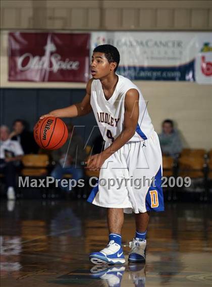 Thumbnail 3 in Dudley vs Sagemont (City of Palms Classic) photogallery.