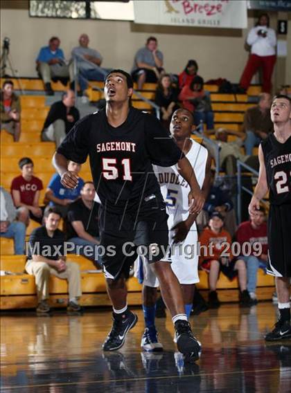 Thumbnail 1 in Dudley vs Sagemont (City of Palms Classic) photogallery.