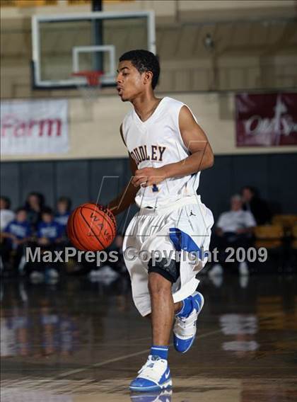 Thumbnail 3 in Dudley vs Sagemont (City of Palms Classic) photogallery.