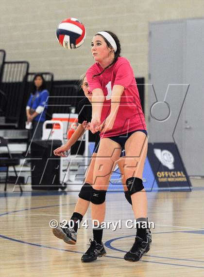 Thumbnail 1 in Saddleback Valley Christian vs. Sacred Heart Cathedral (CIF State D3 Finals) photogallery.