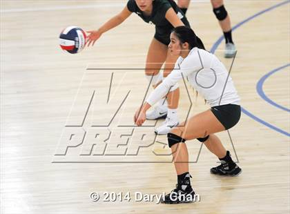 Thumbnail 2 in Saddleback Valley Christian vs. Sacred Heart Cathedral (CIF State D3 Finals) photogallery.