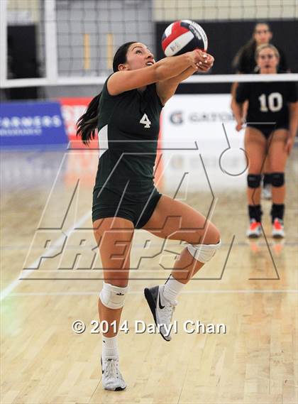 Thumbnail 2 in Saddleback Valley Christian vs. Sacred Heart Cathedral (CIF State D3 Finals) photogallery.