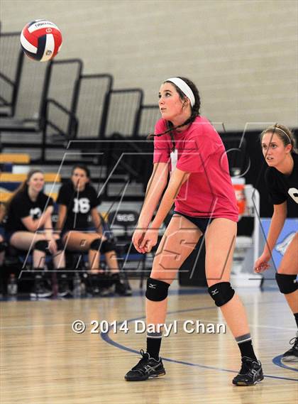 Thumbnail 2 in Saddleback Valley Christian vs. Sacred Heart Cathedral (CIF State D3 Finals) photogallery.
