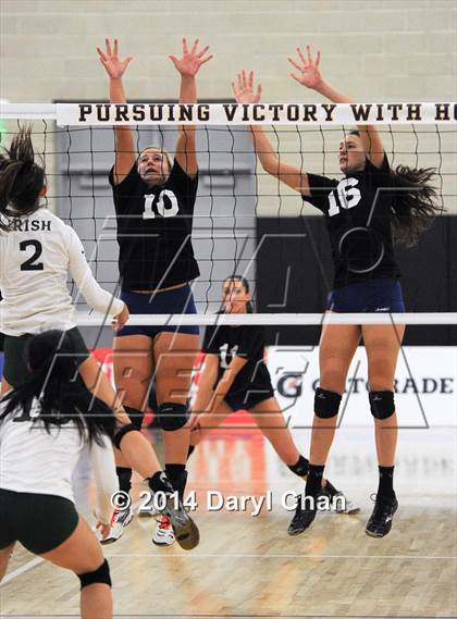 Thumbnail 2 in Saddleback Valley Christian vs. Sacred Heart Cathedral (CIF State D3 Finals) photogallery.