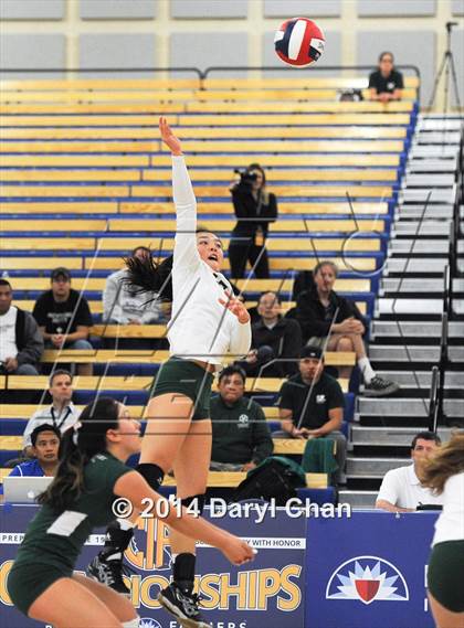 Thumbnail 1 in Saddleback Valley Christian vs. Sacred Heart Cathedral (CIF State D3 Finals) photogallery.