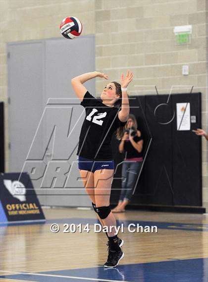 Thumbnail 2 in Saddleback Valley Christian vs. Sacred Heart Cathedral (CIF State D3 Finals) photogallery.