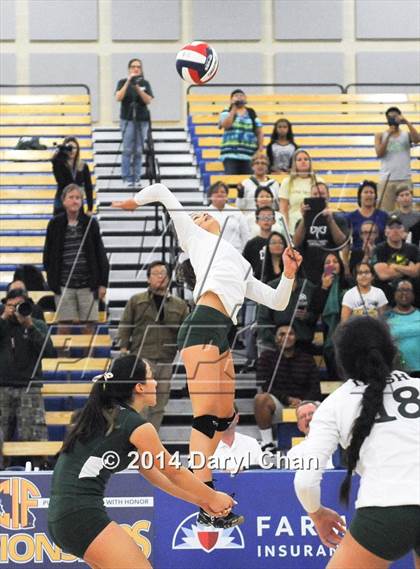 Thumbnail 2 in Saddleback Valley Christian vs. Sacred Heart Cathedral (CIF State D3 Finals) photogallery.
