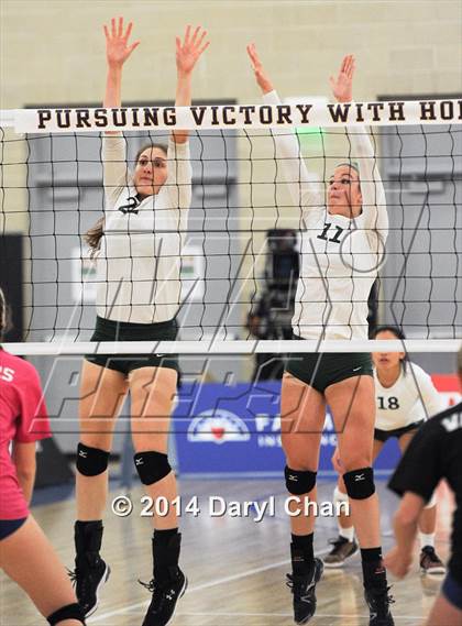 Thumbnail 3 in Saddleback Valley Christian vs. Sacred Heart Cathedral (CIF State D3 Finals) photogallery.