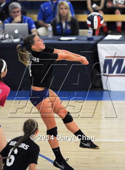 Thumbnail 2 in Saddleback Valley Christian vs. Sacred Heart Cathedral (CIF State D3 Finals) photogallery.