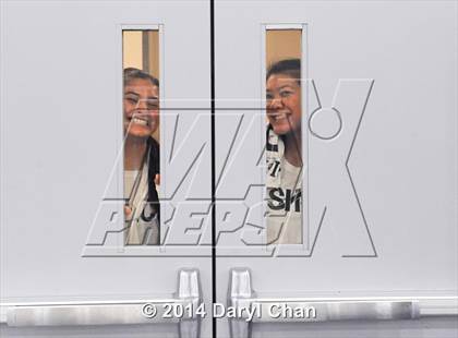 Thumbnail 3 in Saddleback Valley Christian vs. Sacred Heart Cathedral (CIF State D3 Finals) photogallery.