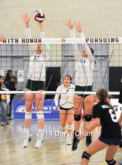 Thumbnail 1 in Saddleback Valley Christian vs. Sacred Heart Cathedral (CIF State D3 Finals) photogallery.