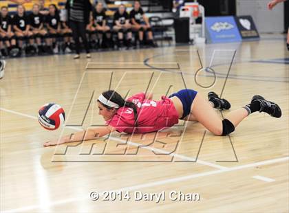 Thumbnail 1 in Saddleback Valley Christian vs. Sacred Heart Cathedral (CIF State D3 Finals) photogallery.