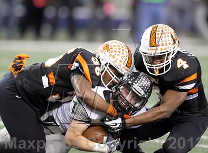 Thumbnail 2 in Lancaster vs. Cedar Park (UIL 4A Division 2 Final) photogallery.