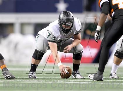 Thumbnail 2 in Lancaster vs. Cedar Park (UIL 4A Division 2 Final) photogallery.