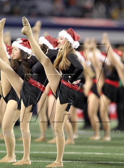 Thumbnail 1 in Lancaster vs. Cedar Park (UIL 4A Division 2 Final) photogallery.