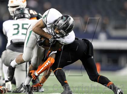 Thumbnail 1 in Lancaster vs. Cedar Park (UIL 4A Division 2 Final) photogallery.