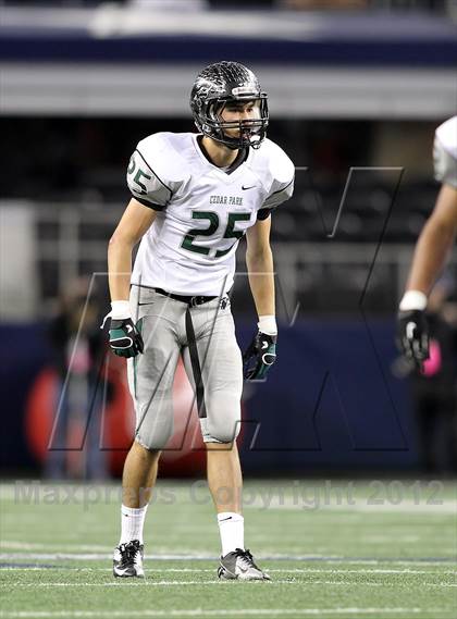 Thumbnail 3 in Lancaster vs. Cedar Park (UIL 4A Division 2 Final) photogallery.