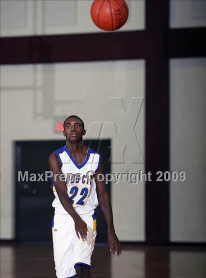 Thumbnail 2 in Poolville vs Dodd City (Fantasy of Lights Tournament) photogallery.