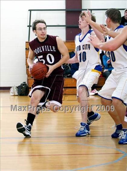 Thumbnail 2 in Poolville vs Dodd City (Fantasy of Lights Tournament) photogallery.