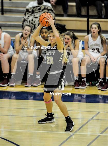 Thumbnail 2 in Riverdale vs. Archbishop Mitty (NIKE Tournament of Champions) photogallery.