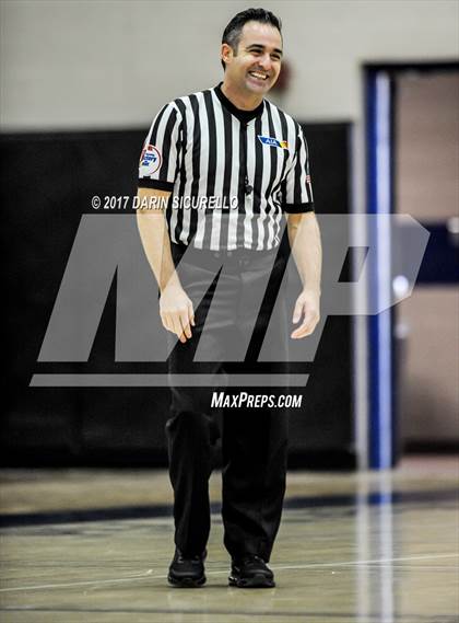 Thumbnail 2 in Riverdale vs. Archbishop Mitty (NIKE Tournament of Champions) photogallery.