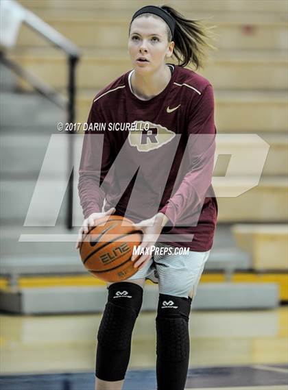 Thumbnail 1 in Riverdale vs. Archbishop Mitty (NIKE Tournament of Champions) photogallery.