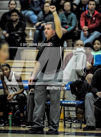 Thumbnail 3 in Riverdale vs. Archbishop Mitty (NIKE Tournament of Champions) photogallery.