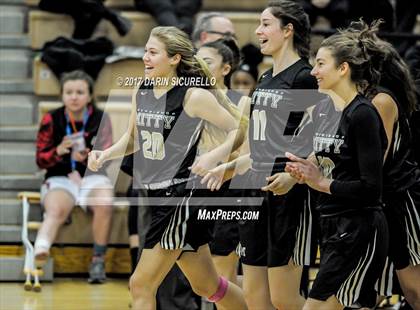 Thumbnail 3 in Riverdale vs. Archbishop Mitty (NIKE Tournament of Champions) photogallery.