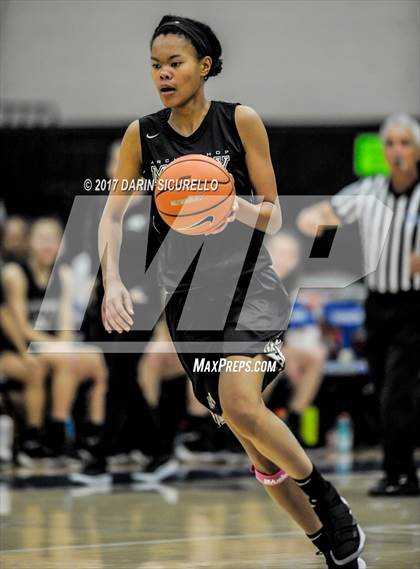 Thumbnail 2 in Riverdale vs. Archbishop Mitty (NIKE Tournament of Champions) photogallery.
