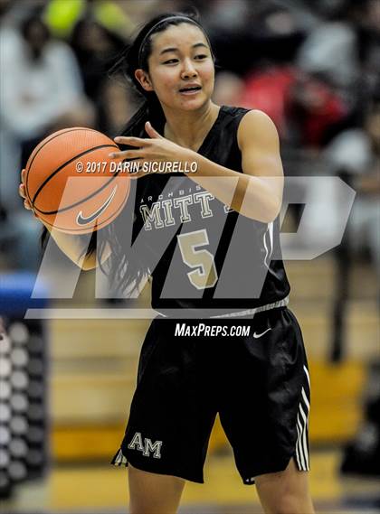Thumbnail 3 in Riverdale vs. Archbishop Mitty (NIKE Tournament of Champions) photogallery.