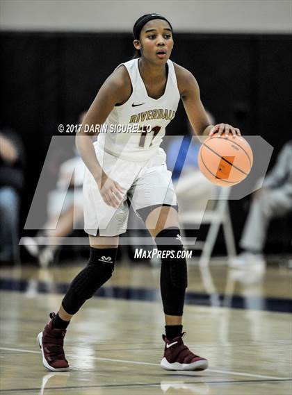 Thumbnail 3 in Riverdale vs. Archbishop Mitty (NIKE Tournament of Champions) photogallery.
