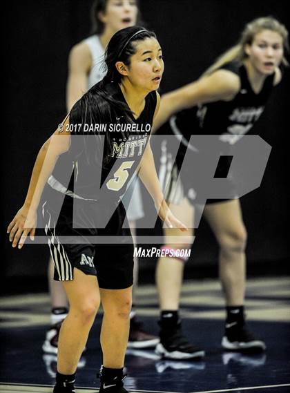 Thumbnail 1 in Riverdale vs. Archbishop Mitty (NIKE Tournament of Champions) photogallery.