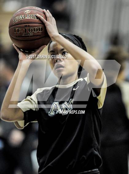 Thumbnail 3 in Riverdale vs. Archbishop Mitty (NIKE Tournament of Champions) photogallery.