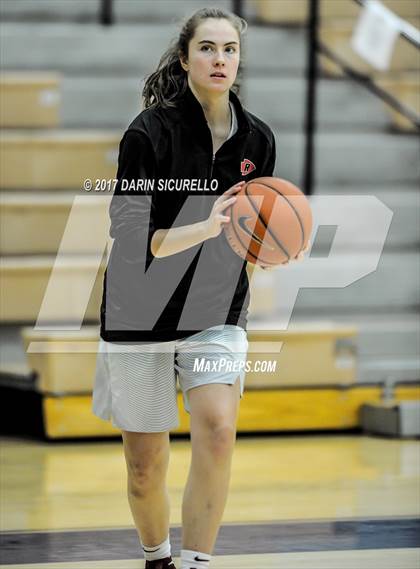 Thumbnail 1 in Riverdale vs. Archbishop Mitty (NIKE Tournament of Champions) photogallery.