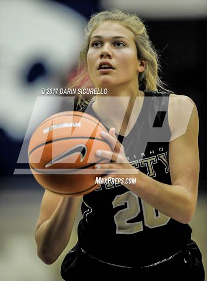 Thumbnail 1 in Riverdale vs. Archbishop Mitty (NIKE Tournament of Champions) photogallery.