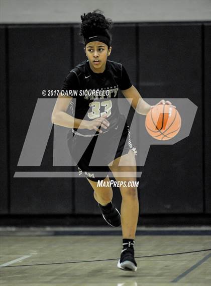 Thumbnail 1 in Riverdale vs. Archbishop Mitty (NIKE Tournament of Champions) photogallery.